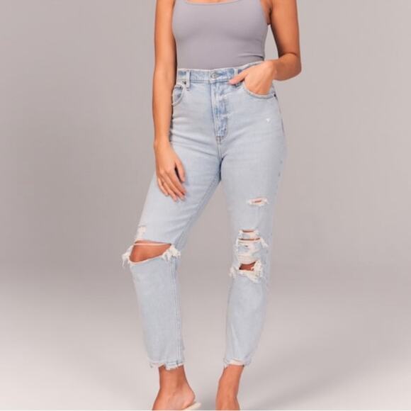 Abercrombie Light Wash Distressed The Ankle Straight Ultra High Rise Jeans - Picture 9 of 9